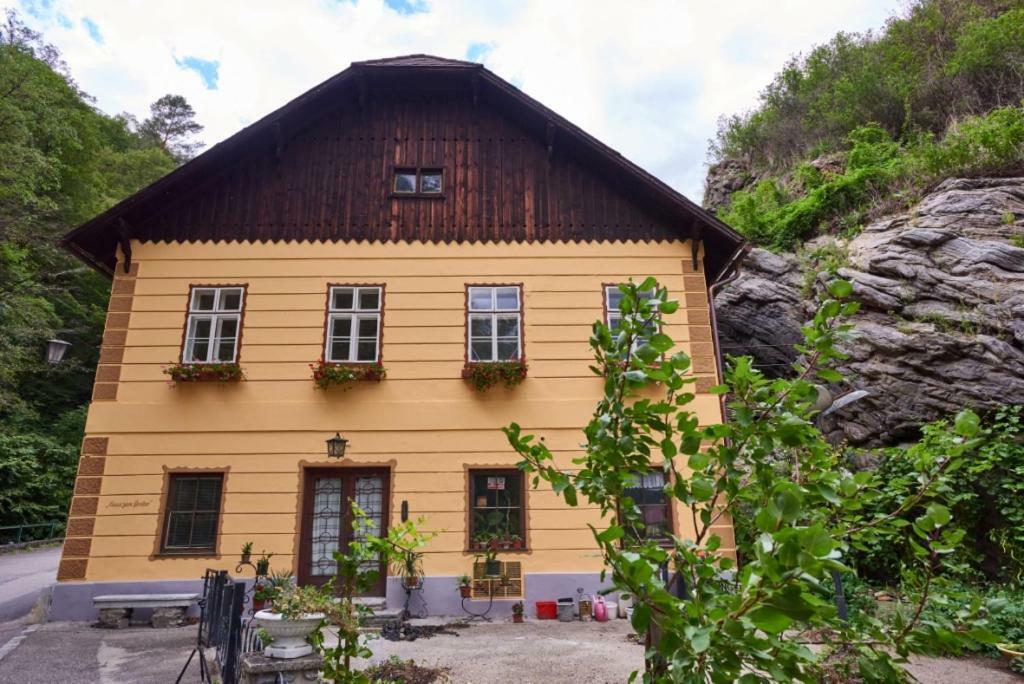 Haus Zum Prater Hotel Spitz an der Donau Exterior photo